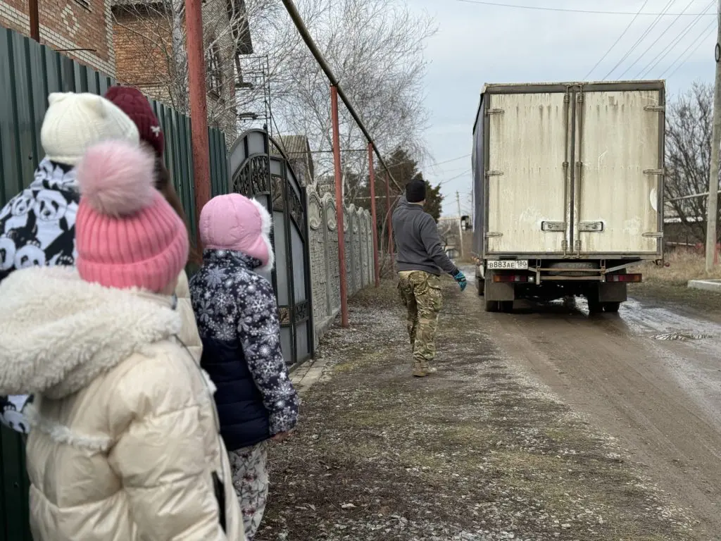 Русская Гуманитарная Миссия доставила помощь в Донецк и Докучаевск